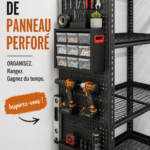 Tableau en bois pegboard élégant dans un intérieur chaleureux